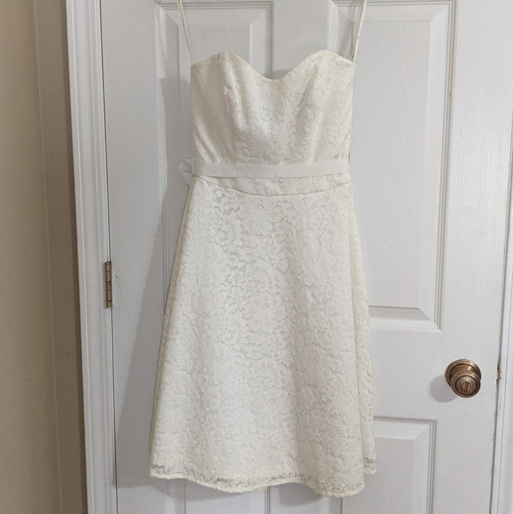 Soft white Lace Dress - Size 4 Wedding Rehearsal Dinner